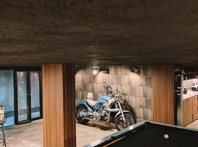 Apartament Belowzero Gallery *