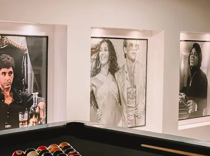 Apartament Belowzero Gallery *